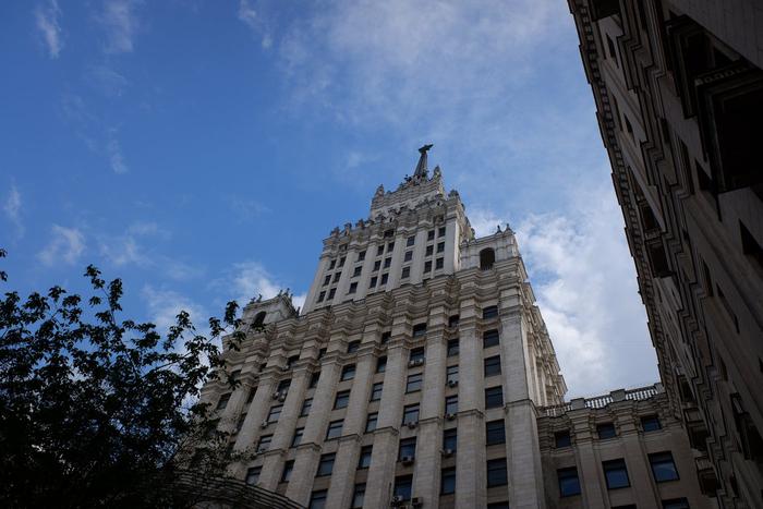 Как растут цены на премиальное жильё в трёх столицах и где теперь россияне покупают элитные квартиры