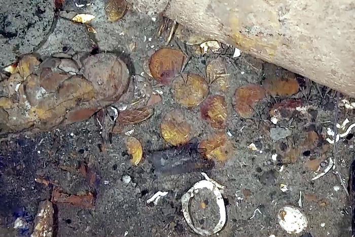 Кладоискатели нашли "Священный Грааль" на дне океана