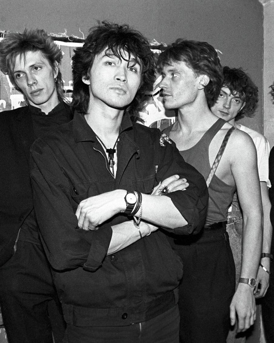 Русский рок жив и бесценен, но кое-что купить можно. В Москве впервые пройдёт рок-аукцион