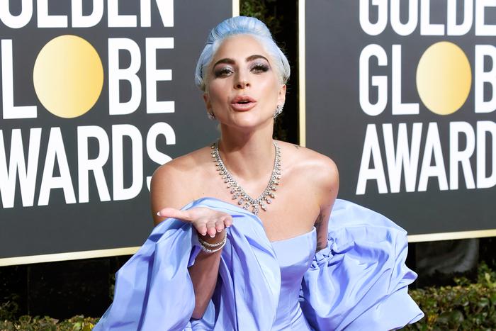 Кто в ответе за наряды звёзд. Самые известные стилисты и их знаменитые клиенты