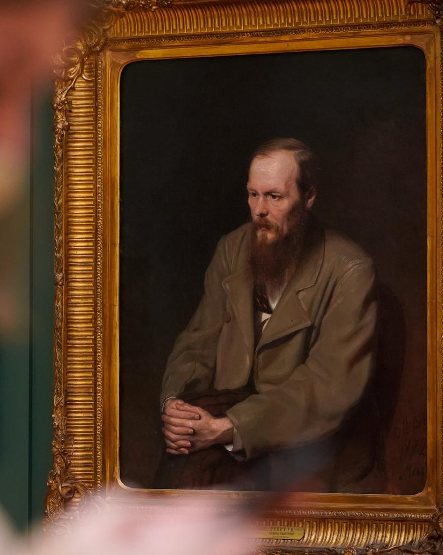 Что за деньги тратили в России времён Достоевского