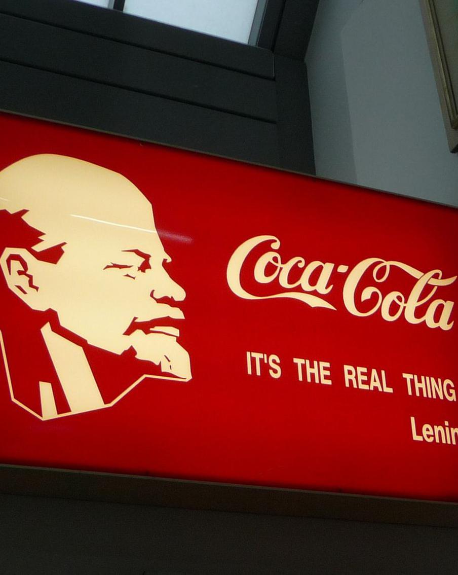 Штраф за телевизор и гудбай Coca-Cola: какие санкции ввели против РФ за последнюю неделю