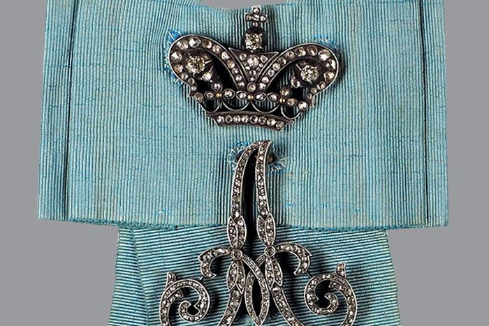 Какова цена царского подарка – не выяснили, ждём аукционные торги