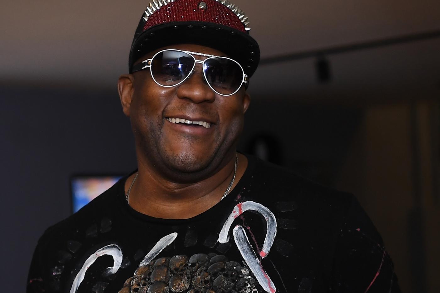 На 46-м году жизни умер Пьер Нарцисс. Вспоминаем, о чём пел исполнитель, кроме хита "Шоколадный заяц"