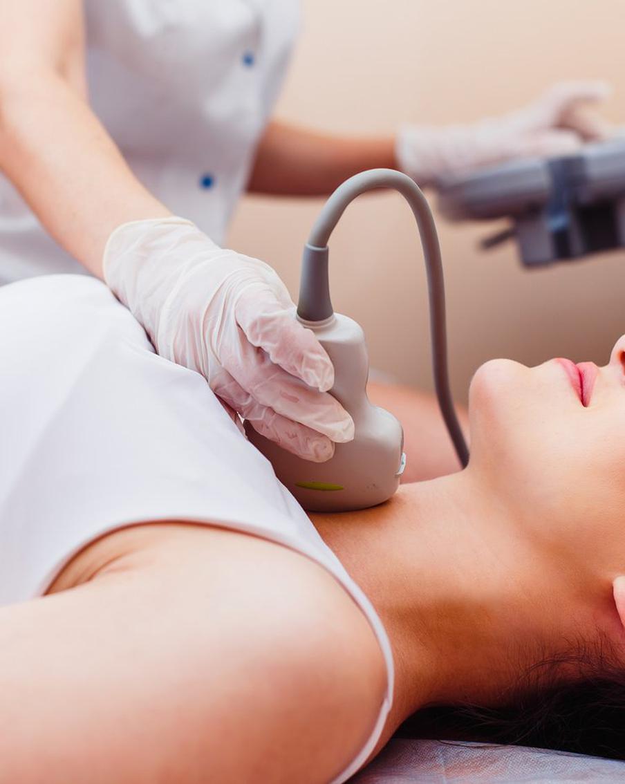 Щитовидная железа начинает "сбоить" после 30 лет. В этом возрасте наступает время следить за ней особенно тщательно