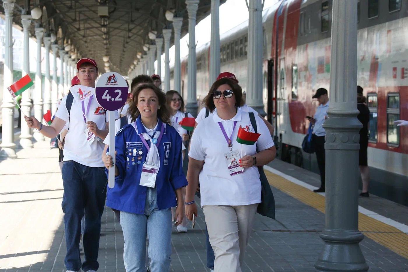 В Москву прибыл "Поезд памяти" со школьниками из России и Белоруссии.
