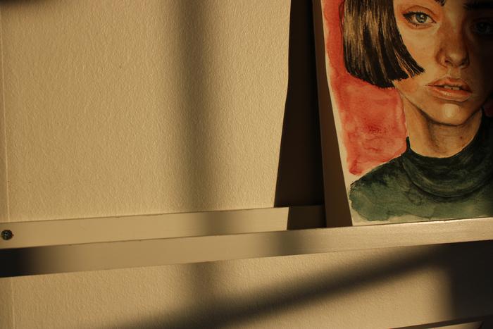 Жара, солнце и влажность: как правильно хранить картины дома