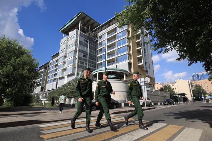 Полное освобождение ЛНР и список условий прекращения огня от Киева: хроника очередного дня спецоперации