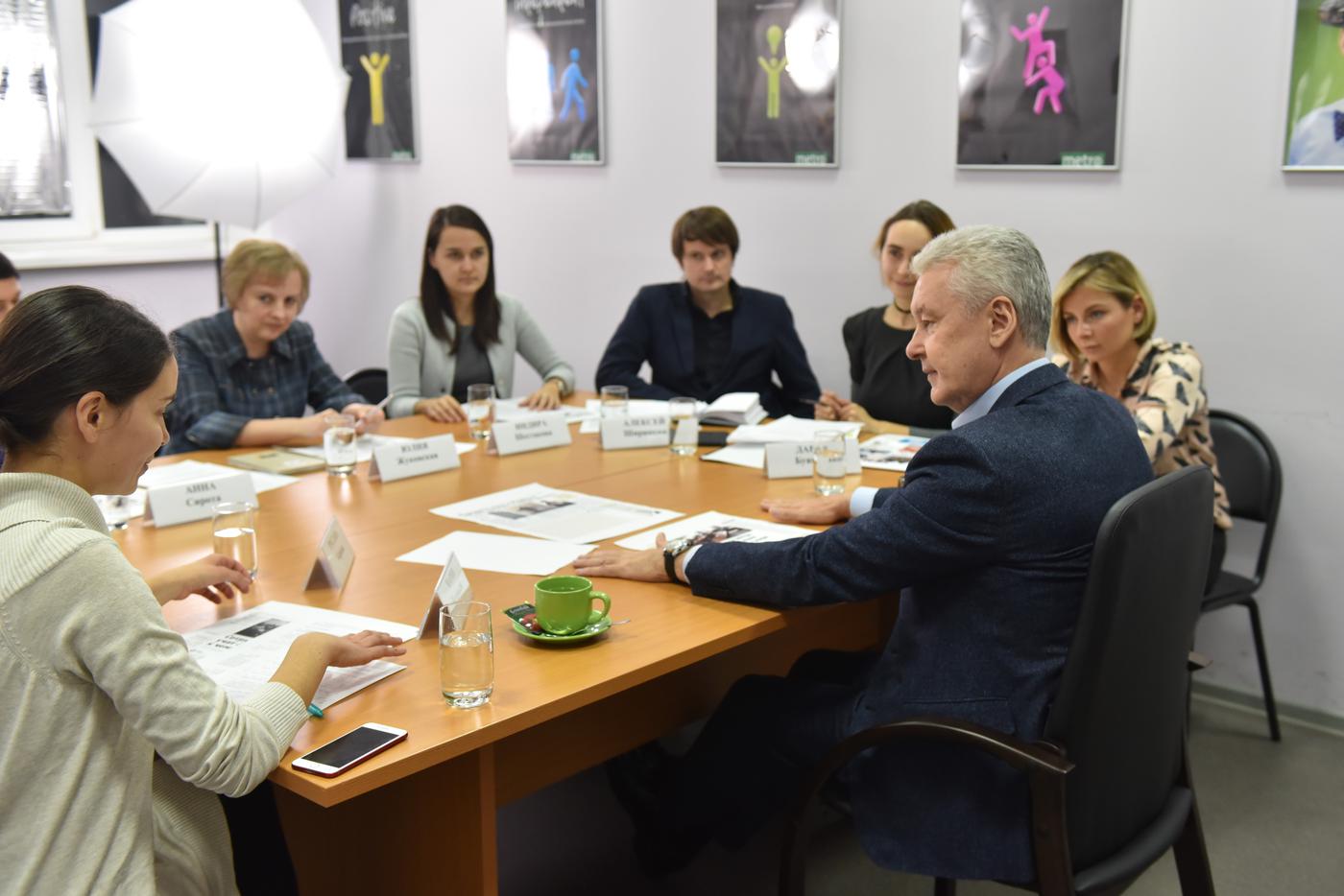 В 2018 году мэр Москвы Сергей Собянин на один день стал главным редактором газеты Metro, посетив офис редакции.