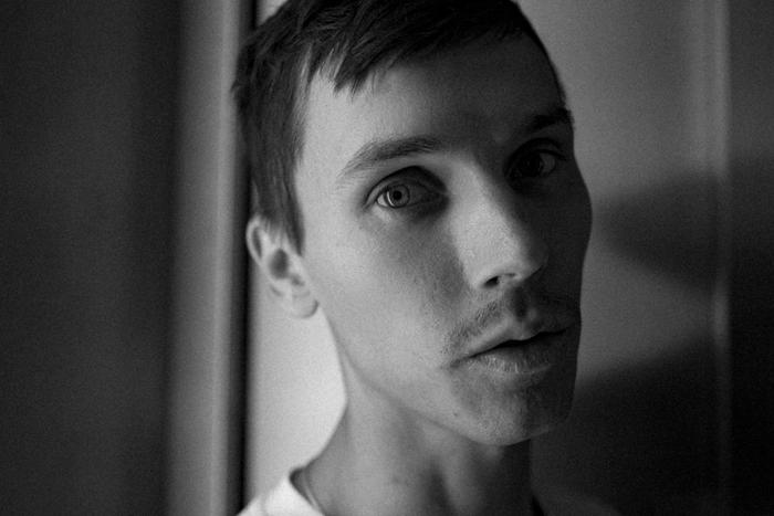 Антоха МС проиграл суд о правах на свои песни. Узнали подробности и вспомнили другие яркие судебные споры музыкантов