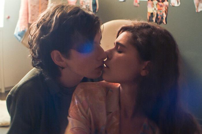 В прокат вышла молодёжная драма "Страна Саша" – о том, как сложно быть подростком