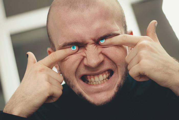 Парни, все в салон! Какой маникюр сделать мужчине