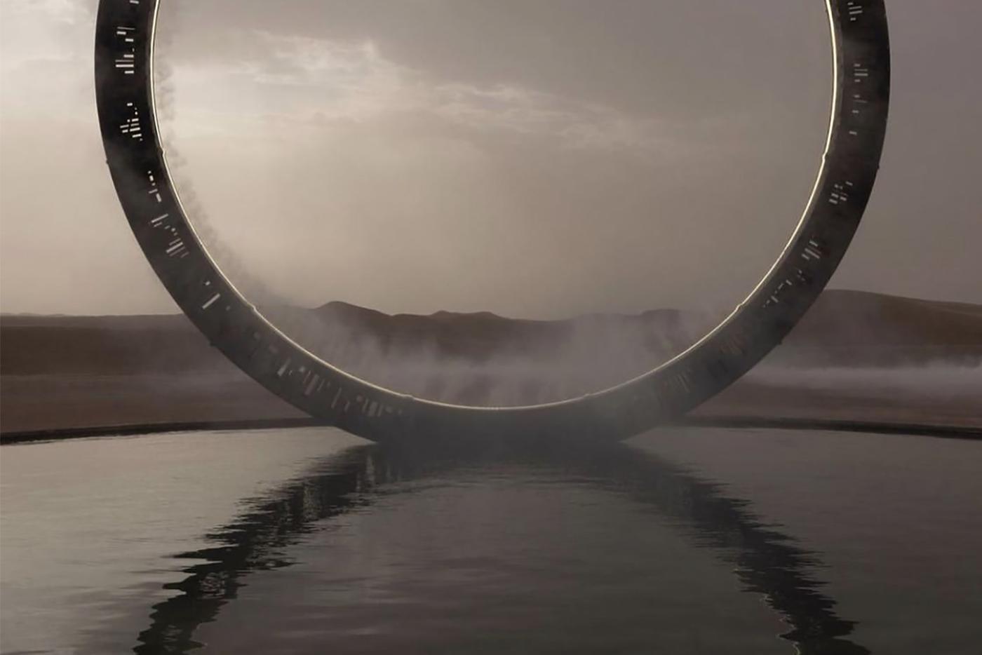 Не модный показ, а космос: Saint Laurent устроил шоу посреди пустыни