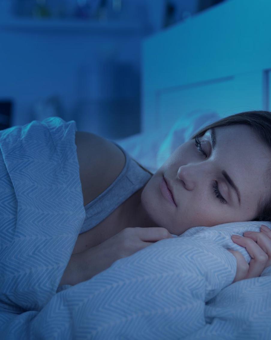 За ночь от лишних килограммов вы не избавитесь, но чувствовать себя лучше и выглядеть стройнее точно сможете