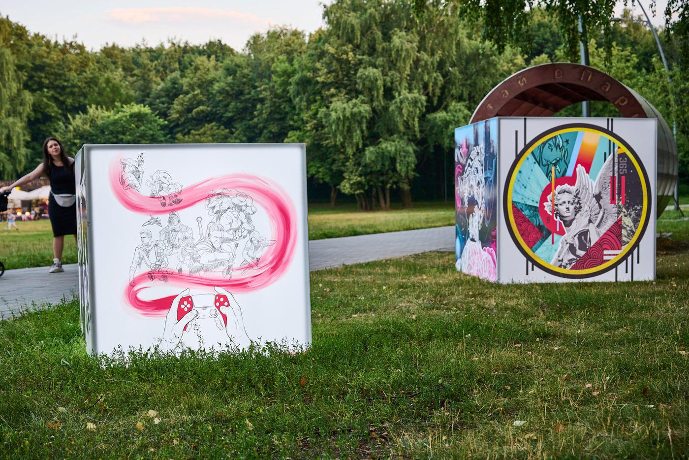 Этим летом парк "Кузьминки" превратился в галерею современного искусства