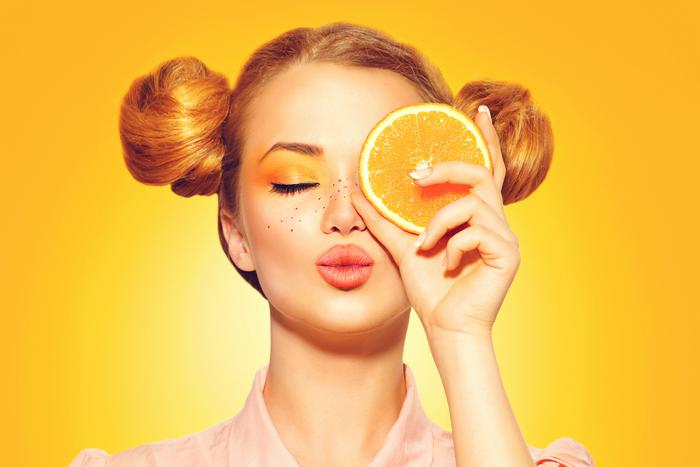 Как сохранить макияж в жару: секреты звёздных визажистов