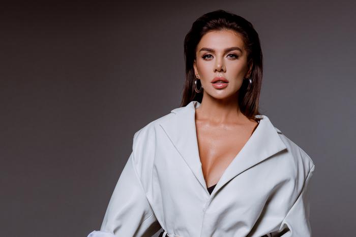 Откуда у Анны Седоковой трактор и какой секрет общения с детьми она знает