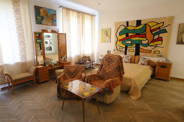 Великая балерина и страстная болельщица. Неожиданные факты о Майе Плисецкой расскажут вещи из её квартиры