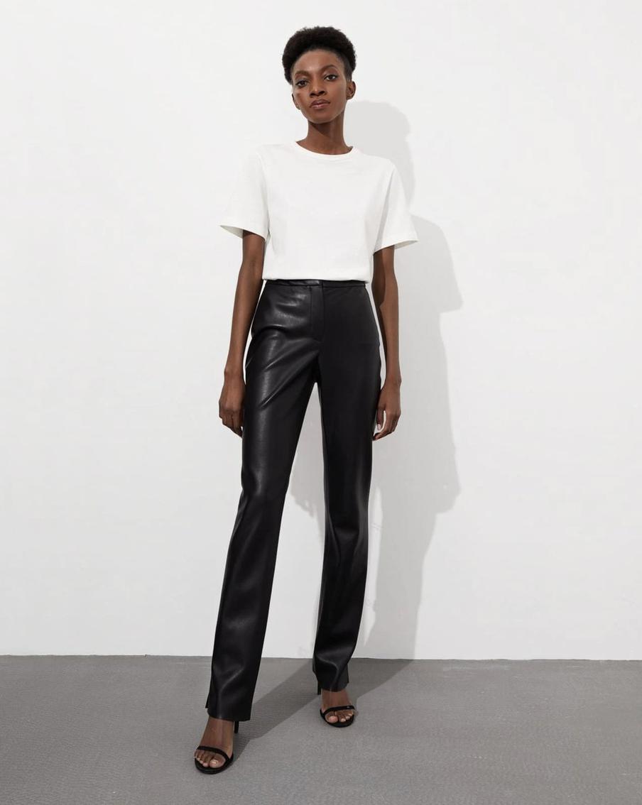 Брюки из экокожи 2Mood (4480 руб.).