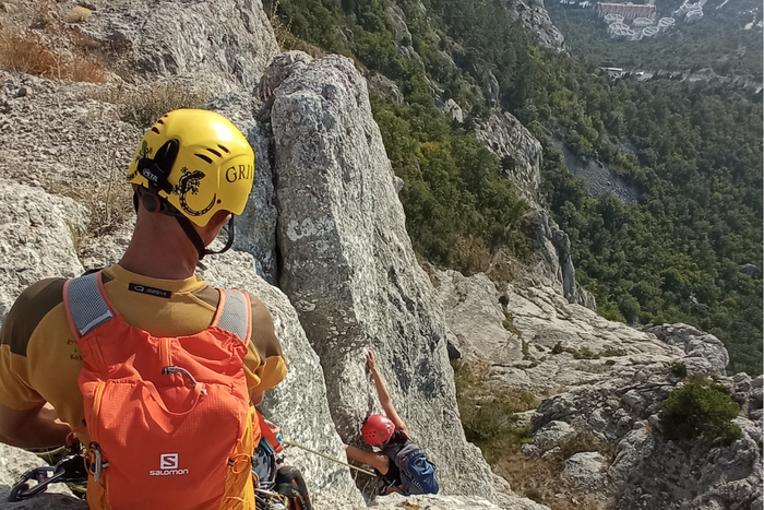 "Лучше гор могут быть только горы, на которых ещё не бывал". Кто может заниматься альпинизмом и где ему учиться