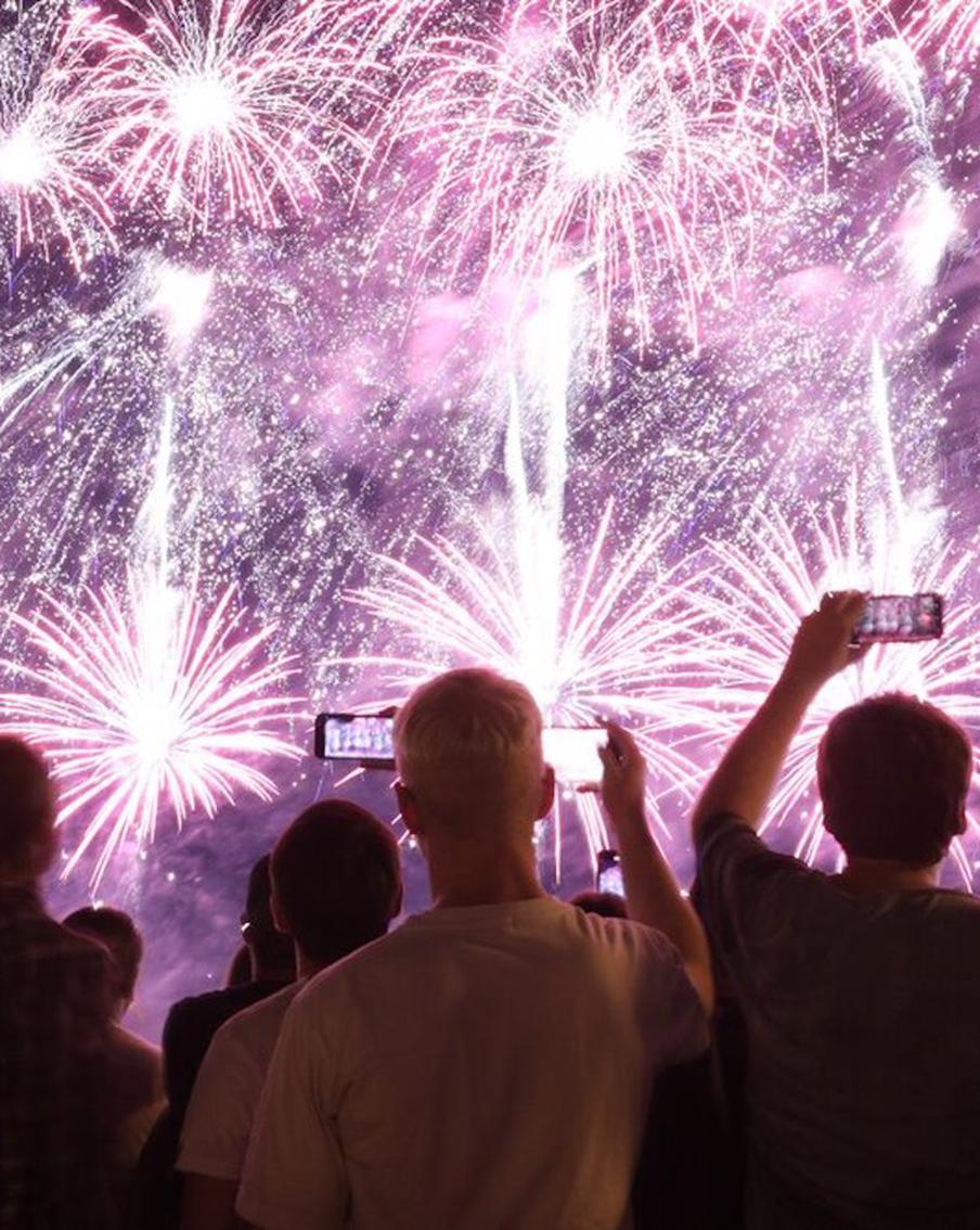 Первое место на фестивале фейерверков "Ростех" в этом году заняла команда из Пакистана. Metro побеседовало с победителем