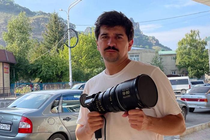 "Я хочу копать свою ямку": победитель кинофестиваля в Выборге Руслан Братов рассказал о возможностях молодого режиссёра в России