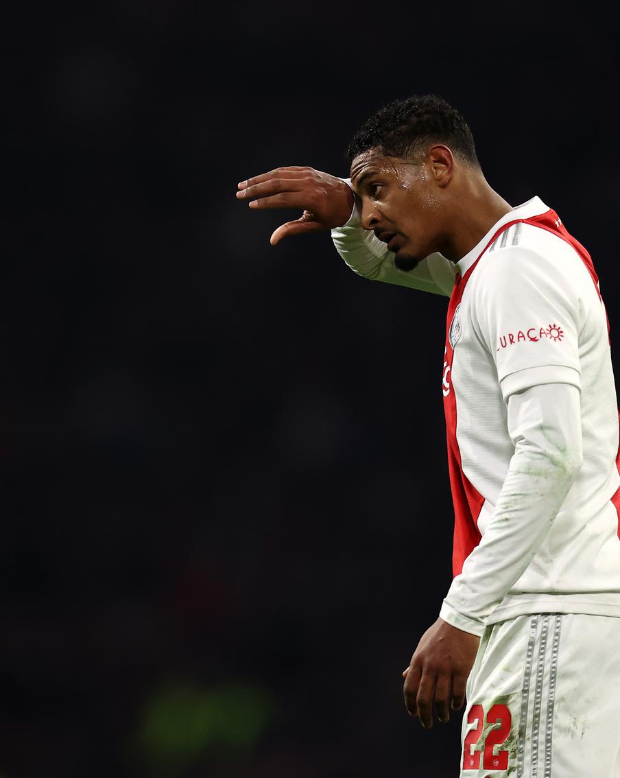 Рак яичка, диагностированный у известного футболиста, заставил мужчин волноваться. Реально ли как-то предупредить это заболевание?