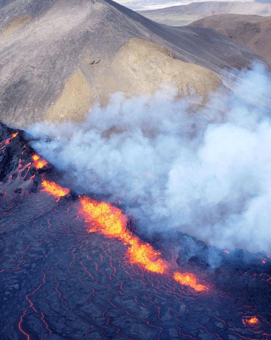 Если вы думаете, что застрахованы от извержения вулкана, то это не так. Учёные считают, что человечество может пострадать от вулкана уже в следующем веке