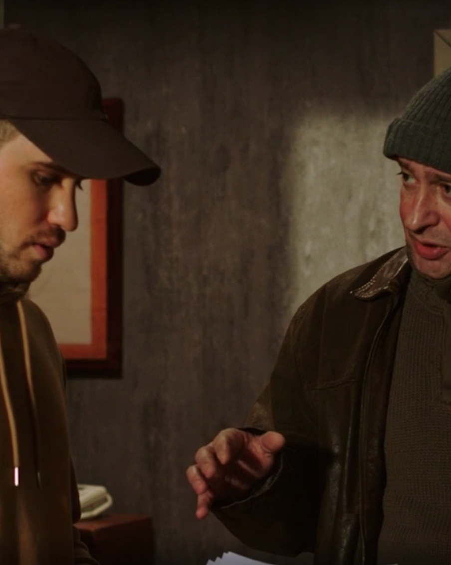 Metro пообщалось с автором фильма "Как с Максимом х(пип)ня случилась", и узнало, как на площадку попал Хабенский