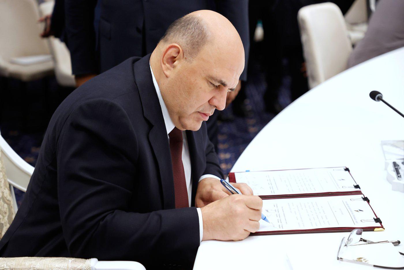 Премьер-министр России Михаил Мишустин объявил, что Запад своими санкциями делает себе только хуже