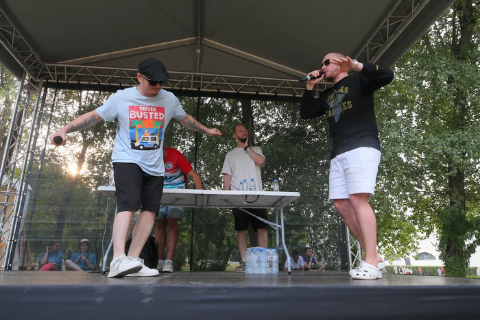 Участники выступали очень эмоционально.