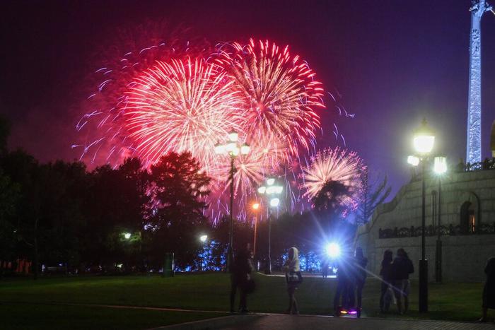 Столица готовится отметить День города. В его рамках в разных районах столицы пройдут более 200 событий