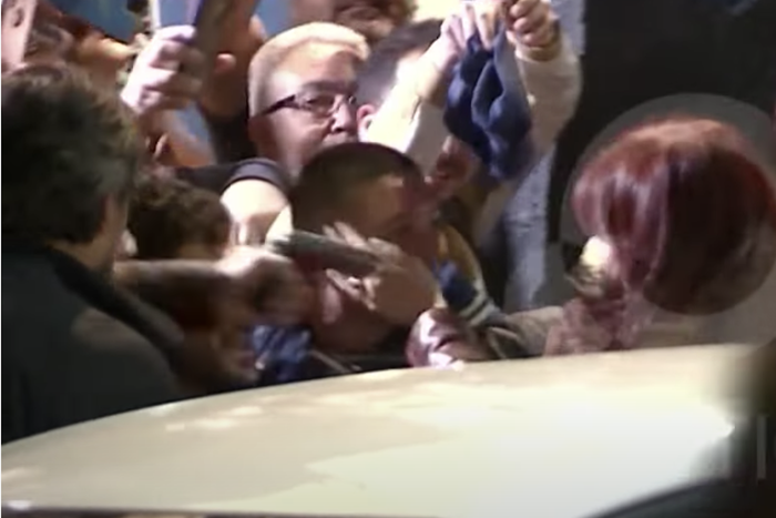 В Аргентине едва не застрелили вице-президента. А как стреляли в Ленина и Брежнева?