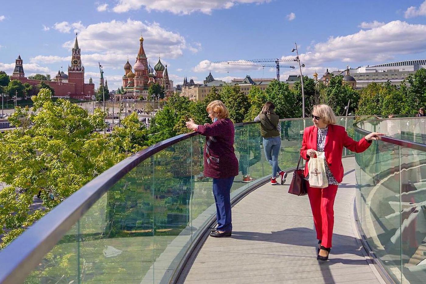 Порядка 2,8 млн туристов на майские оправятся в поездки по России