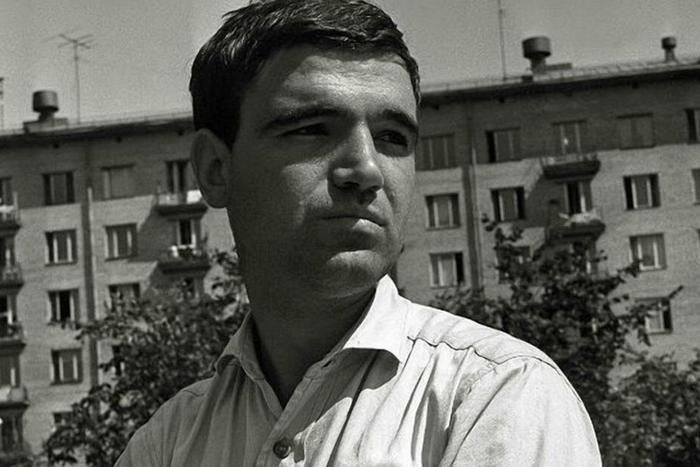 Шагаю по Москве: вспоминаем сценариста и поэта Геннадия Шпаликова