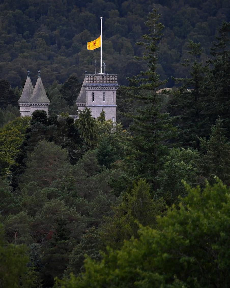 В каких замках жила Елизавета II? 6 известных поместий королевской четы в Великобритании