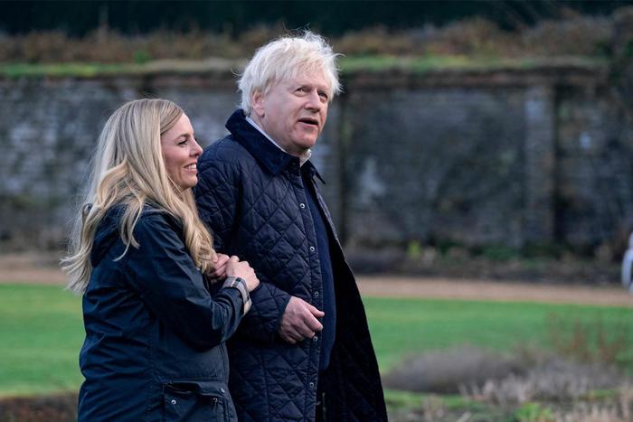 5 сериалов, кроме "Дома Дракона" и "Властелина колец", которые стоит посмотреть этой осенью