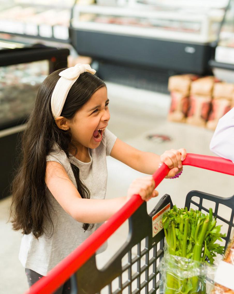 "Уймите вашего ребёнка!" Как правильно делать замечания чужим детям