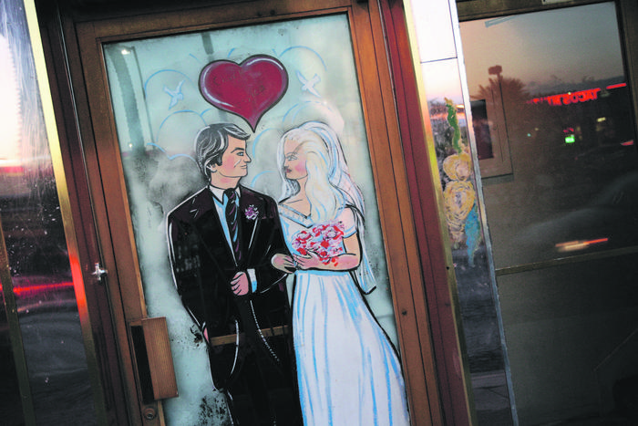 Тайные свадьбы становятся трендом. И причины не всегда финансовые