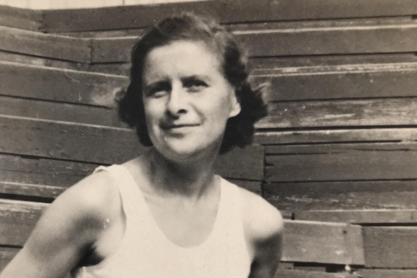 Теннис помог выжить во время войны. Легенде этого вида спорта Наталье Ветошниковой исполнился 101 год