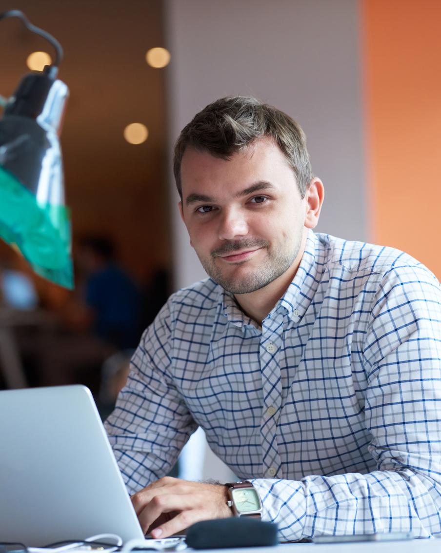 Почему самозанятость стала трендом? Как меняется рынок труда и что ждёт нас за поворотом