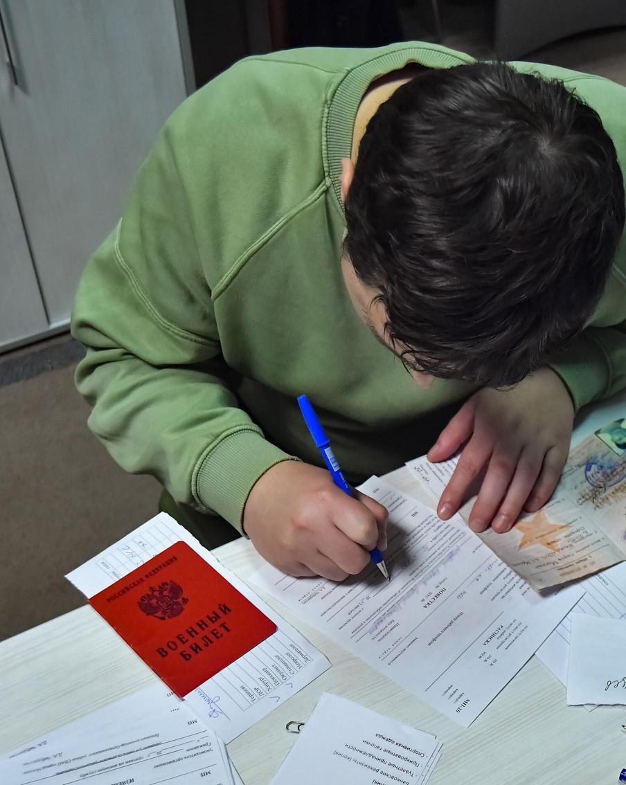 Есть бронь, но пришла повестка. Её аннулируют после сверки данных