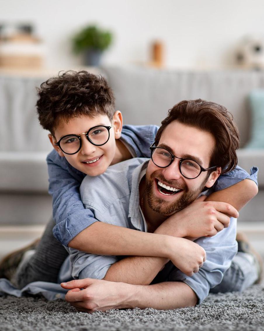 Вырастить из мальчика настоящего мужчину не так просто. Родителям нужно иметь терпение и такт