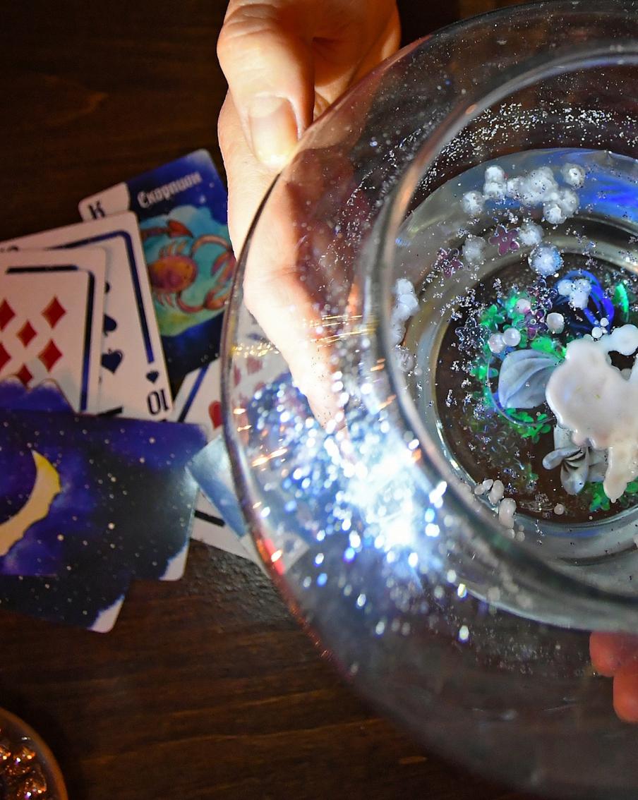 Обереги от мобилизации. Целители готовы создать для мужчин "энергетический бронежилет"