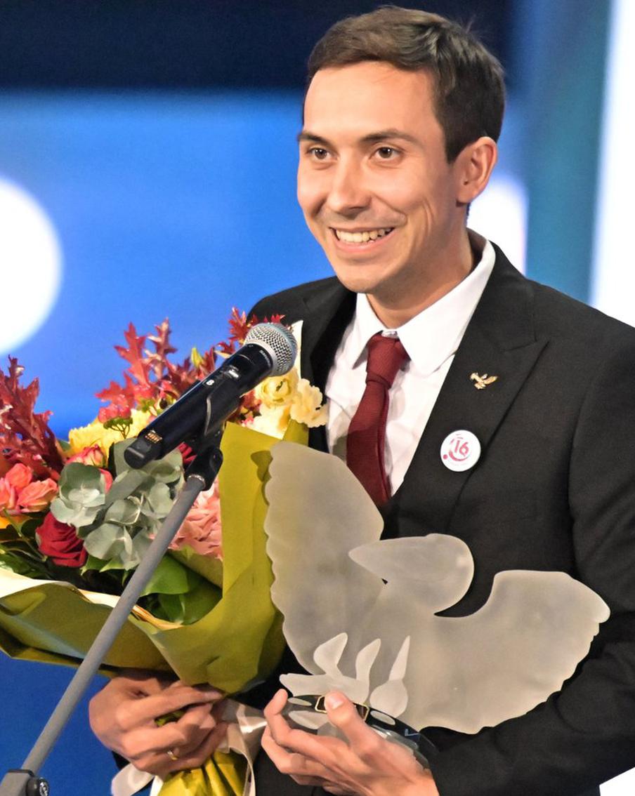 Как не превратиться в ремесленника и не поддаться рутине: учитель года Дмитрий Лутовинов раскрыл секреты успешной работы