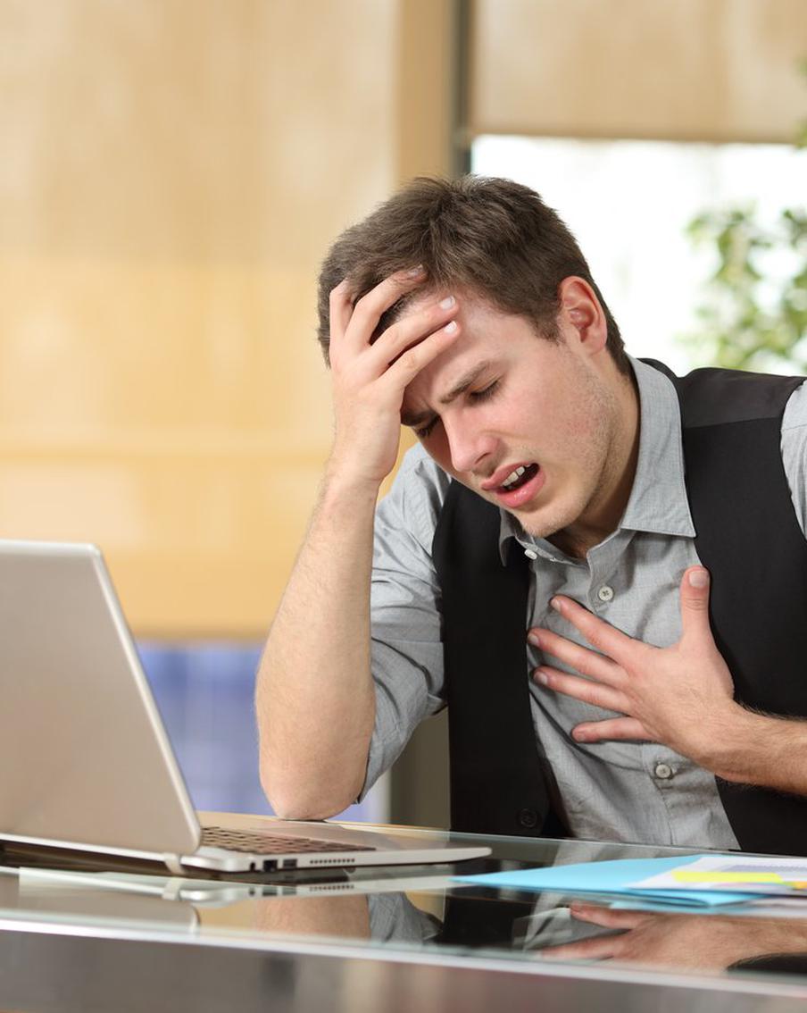 Эксперт рассказала, как помочь человеку перенести паническую атаку на рабочем месте