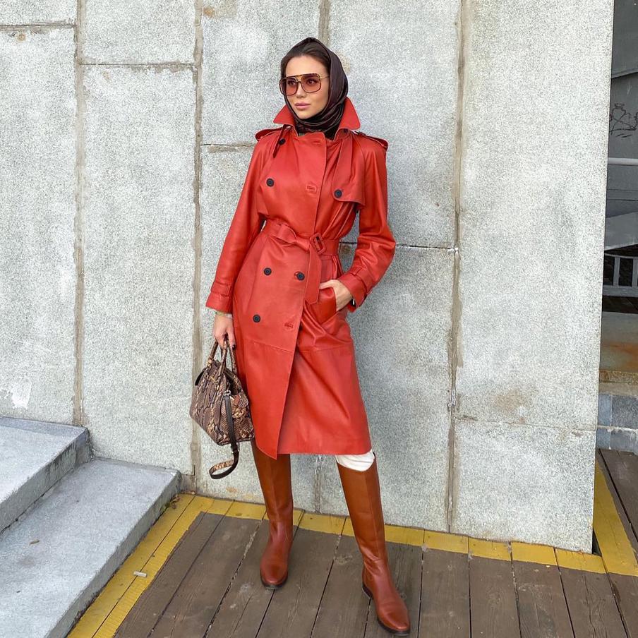 Модели из экокожи станут настоящим спасением в дождливый день.