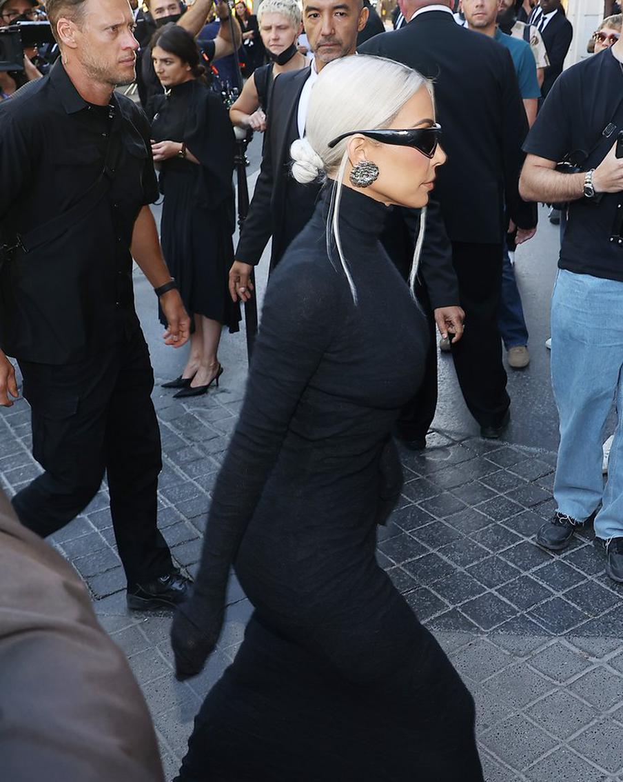 Липофилинг позволит "накачать" грудь или ягодицы. Это будет быстро, но вот больших объёмов вы не добьётесь