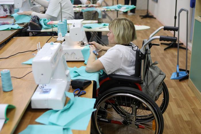 Чемпионат профессионального мастерства для людей с инвалидностью пройдет в Москве. Это площадка, где можно познакомиться и найти работу