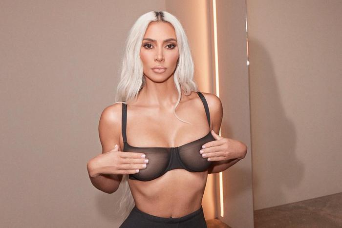 Западные СМИ пишут, что Ким Кардашьян худеет на препаратах для диабетиков. Узнали у эксперта, как это возможно и насколько опасно